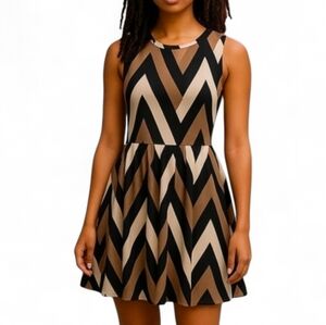 Pretty Young Thing Chevron Pattern Sleeveless Dress Size XS/S‎